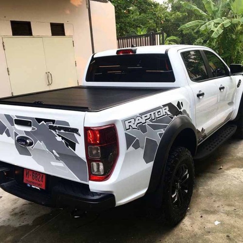 Nắp thùng xe bán tải Ford Raptor